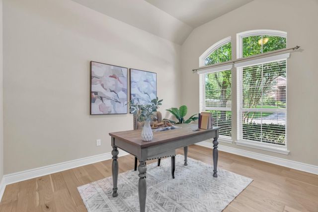 119 Colina Vista Way, Montgomery, TX 77316