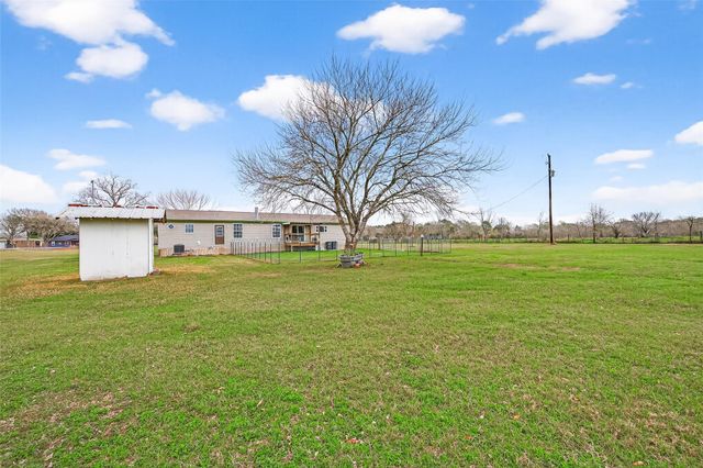 9820 Oberrender Road, Needville, TX 77461