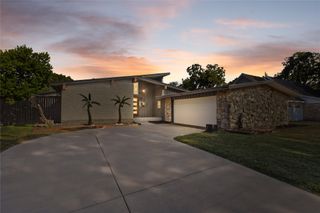 12218 Treeview Lane, Farmers Branch, TX 75234