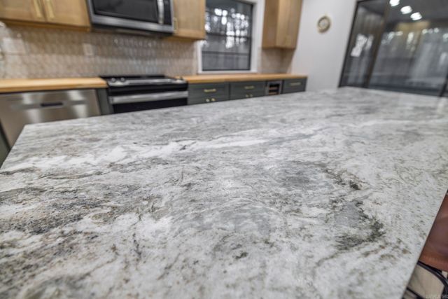 4 Tomino Lane, Hot Springs Village, AR 71909