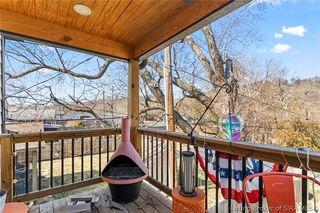 718 W Third Street, Madison, IN 47250