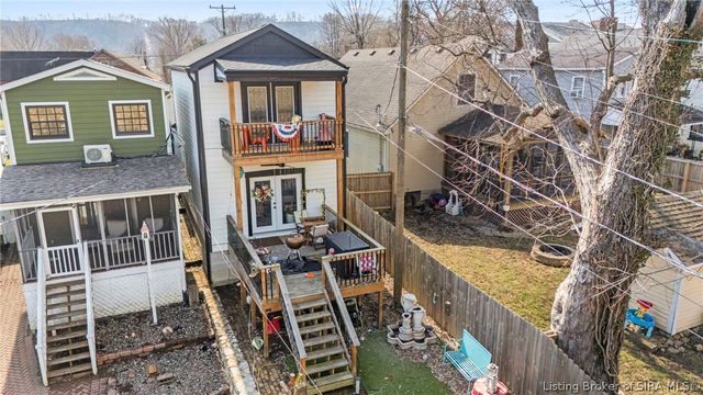 718 W Third Street, Madison, IN 47250