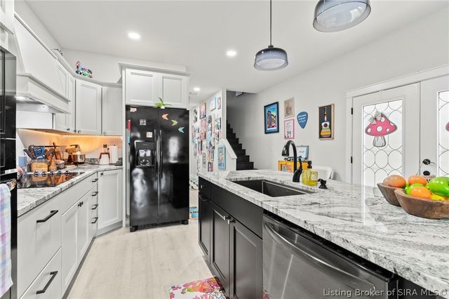 718 W Third Street, Madison, IN 47250