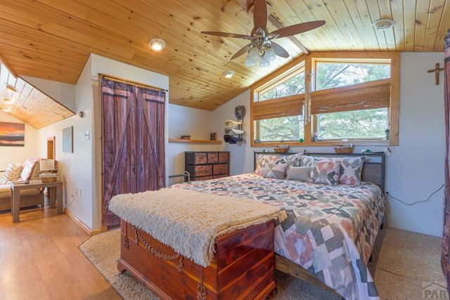 33103 Little Bear Dr, Trinidad, CO 81082