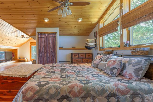 33103 Little Bear Dr, Trinidad, CO 81082