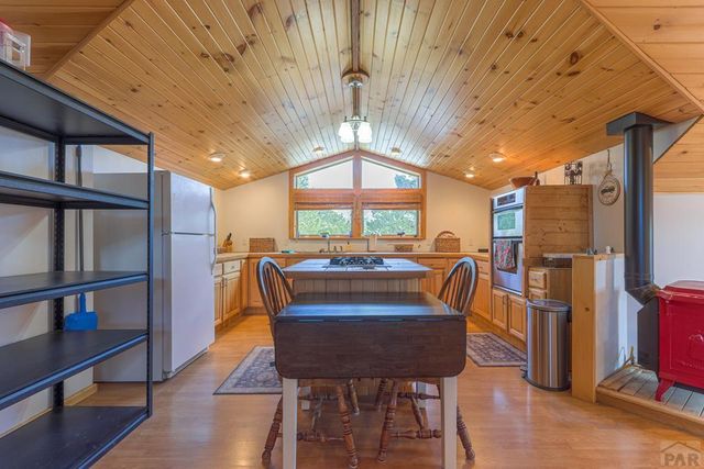 33103 Little Bear Dr, Trinidad, CO 81082