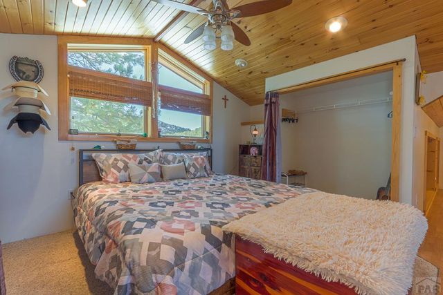 33103 Little Bear Dr, Trinidad, CO 81082