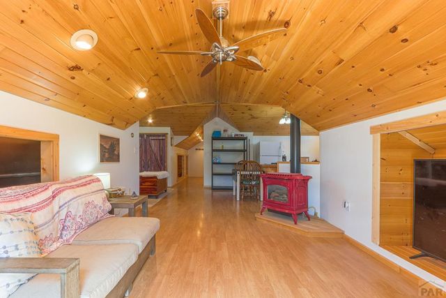 33103 Little Bear Dr, Trinidad, CO 81082