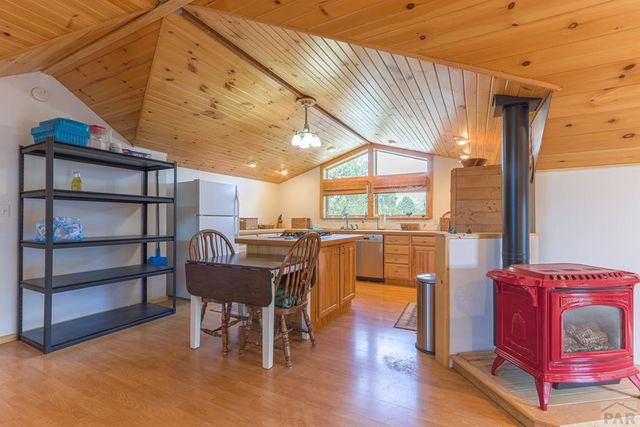 33103 Little Bear Dr, Trinidad, CO 81082