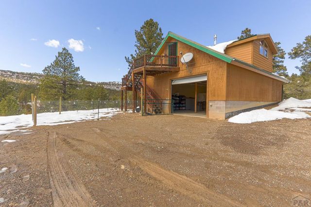 33103 Little Bear Dr, Trinidad, CO 81082