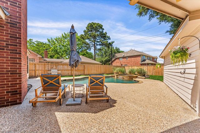 17334 Emerald Isle Drive, Houston, TX 77095