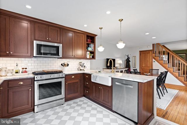 29 THOMAS AVE, Bryn Mawr, PA 19010