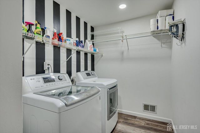 122 Dewolfe Street, Edison, NJ 08817