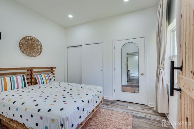 122 Dewolfe Street, Edison, NJ 08817