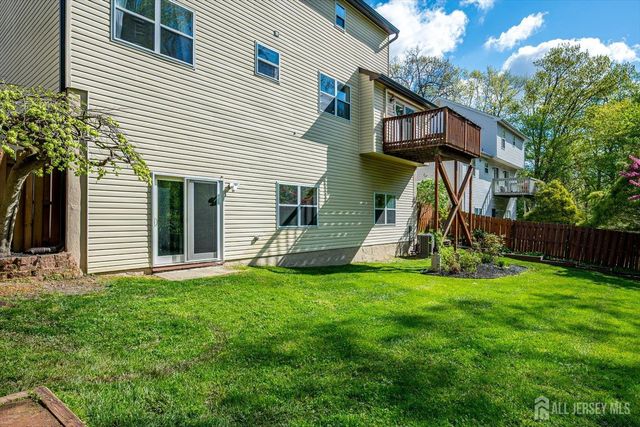 122 Dewolfe Street, Edison, NJ 08817