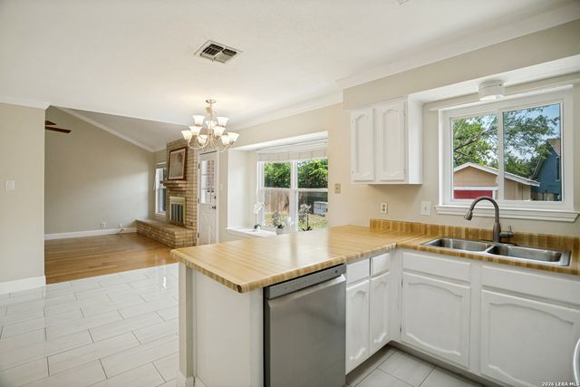 9254 Ridge Wind, San Antonio, TX 78250