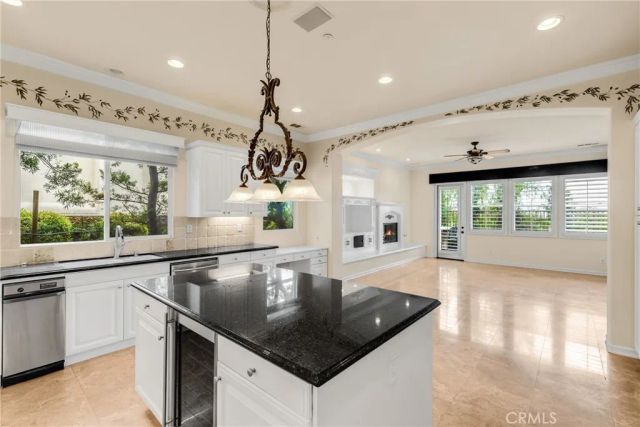 467 Tangerine, Brea, CA 92823