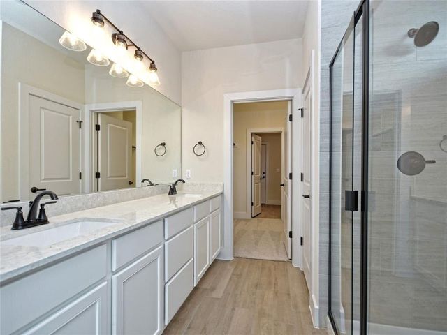 8509 McKamy DR, Austin, TX 78744