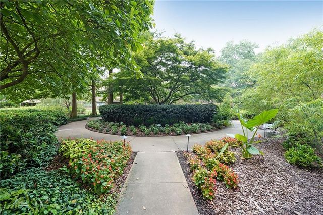 1800 Clairmont Lake A630, Decatur, GA 30033