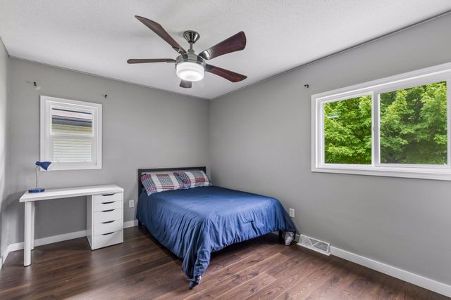 1848 Evergreen Draw, Woodbury, MN 55125