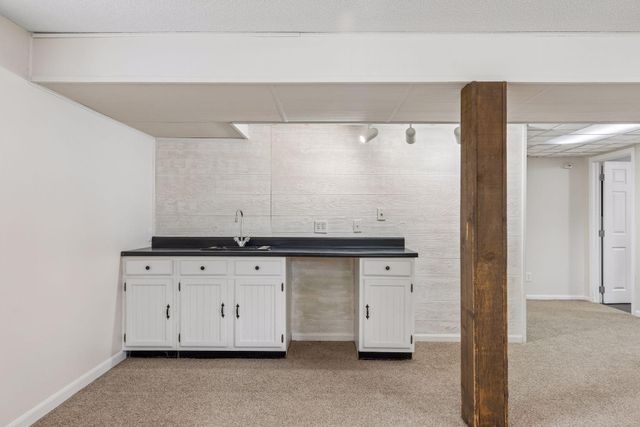 1848 Evergreen Draw, Woodbury, MN 55125