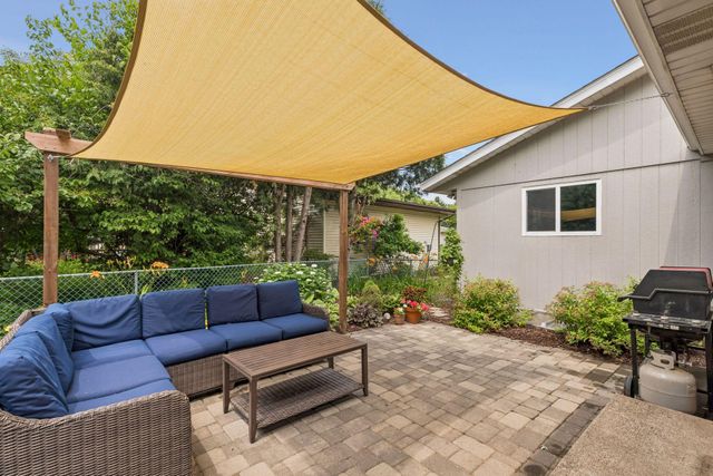 1848 Evergreen Draw, Woodbury, MN 55125