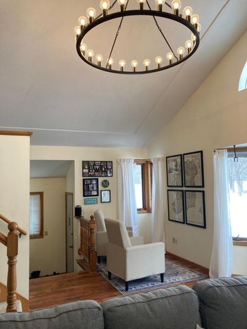 1127 Campbell Avenue, Detroit Lakes, MN 56501