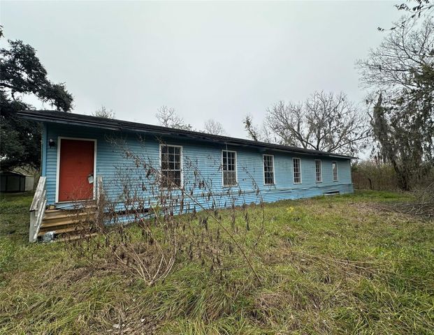 2941 County Road 352, Brazoria, TX 77422