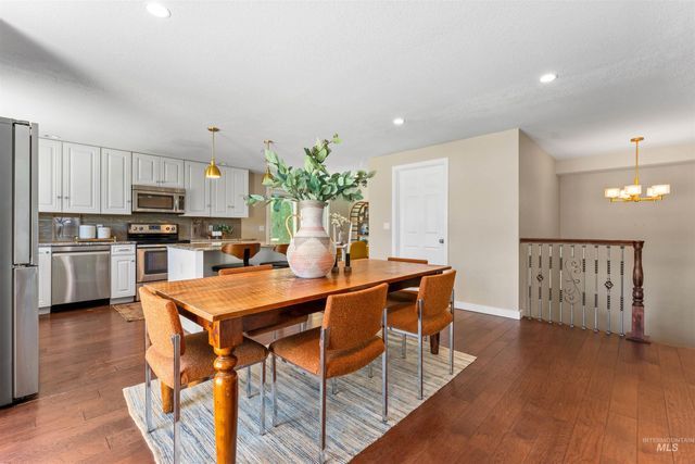 1116 N Eagle Hills Way, Eagle, ID 83616