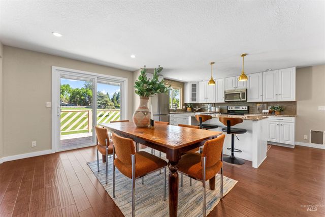 1116 N Eagle Hills Way, Eagle, ID 83616