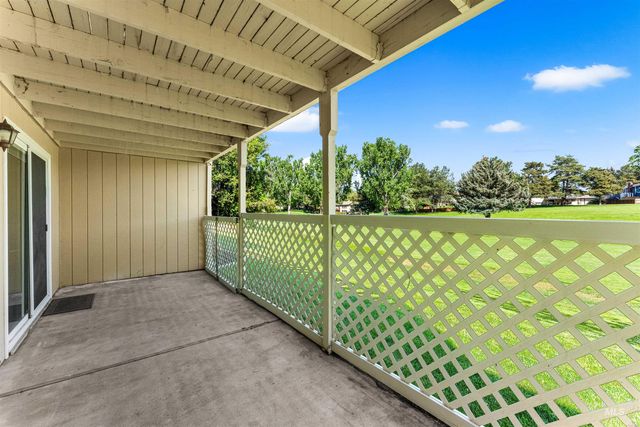 1116 N Eagle Hills Way, Eagle, ID 83616