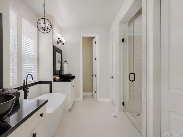 9889 Sunset Hill Circle, Lone Tree, CO 80124