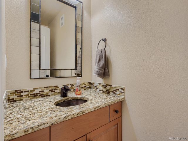 9889 Sunset Hill Circle, Lone Tree, CO 80124