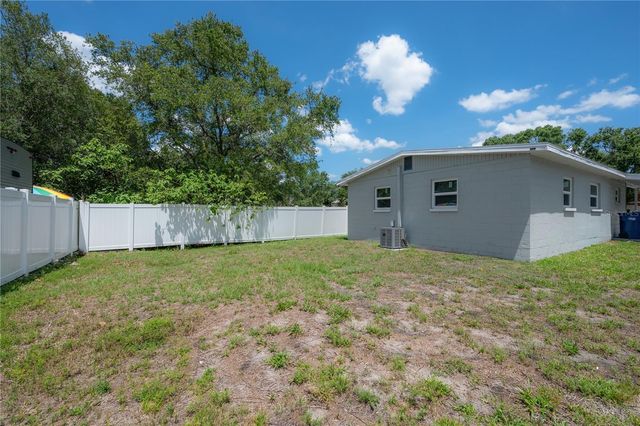 3501 E MCBERRY STREET, Tampa, FL 33610