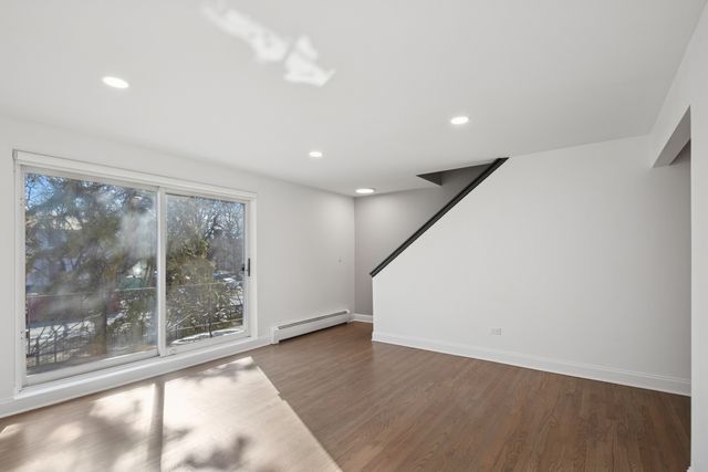 4201 N Paulina Street, Chicago, IL 60613