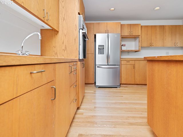 7 JUAREZ St, Lake Oswego, OR 97035