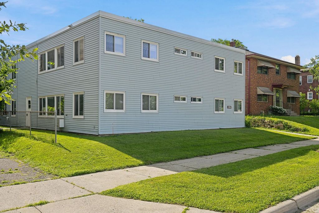 394 Pierce Street N, Saint Paul, MN 55104 — exterior