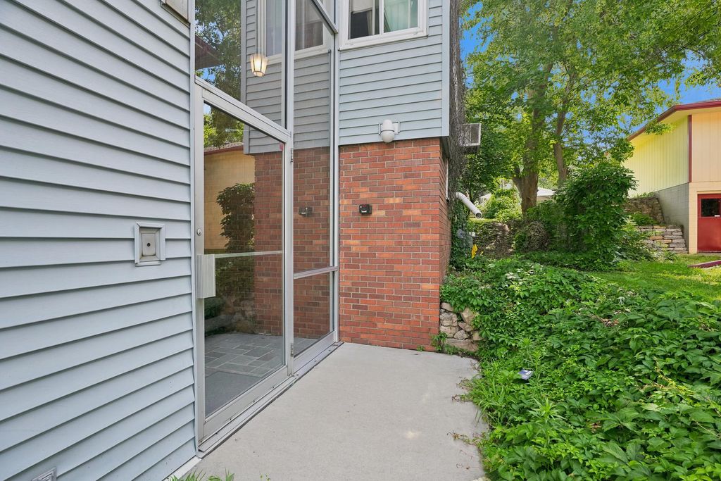394 Pierce Street N, Saint Paul, MN 55104 — photo 5