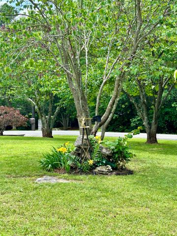 291 Forest Ridge Circle, Bronston, KY 42518