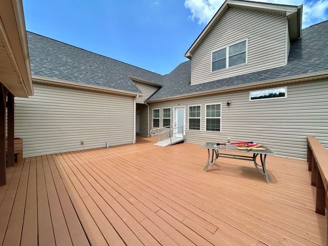 291 Forest Ridge Circle, Bronston, KY 42518