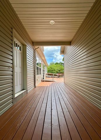 291 Forest Ridge Circle, Bronston, KY 42518
