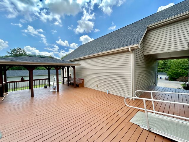 291 Forest Ridge Circle, Bronston, KY 42518