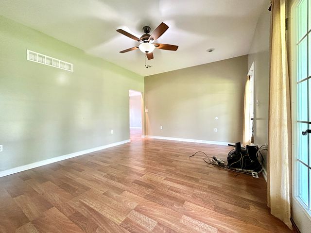 291 Forest Ridge Circle, Bronston, KY 42518