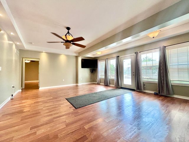 291 Forest Ridge Circle, Bronston, KY 42518