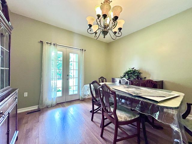 291 Forest Ridge Circle, Bronston, KY 42518