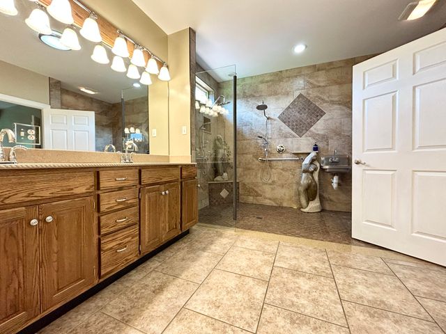 291 Forest Ridge Circle, Bronston, KY 42518