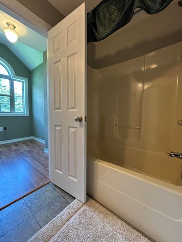 291 Forest Ridge Circle, Bronston, KY 42518