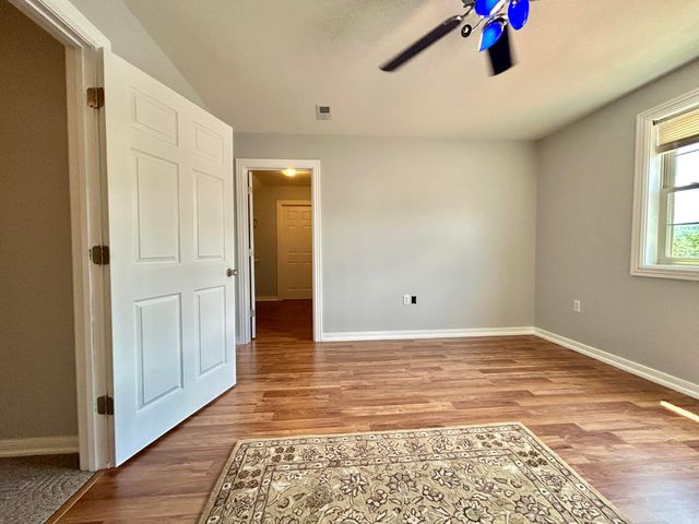 291 Forest Ridge Circle, Bronston, KY 42518