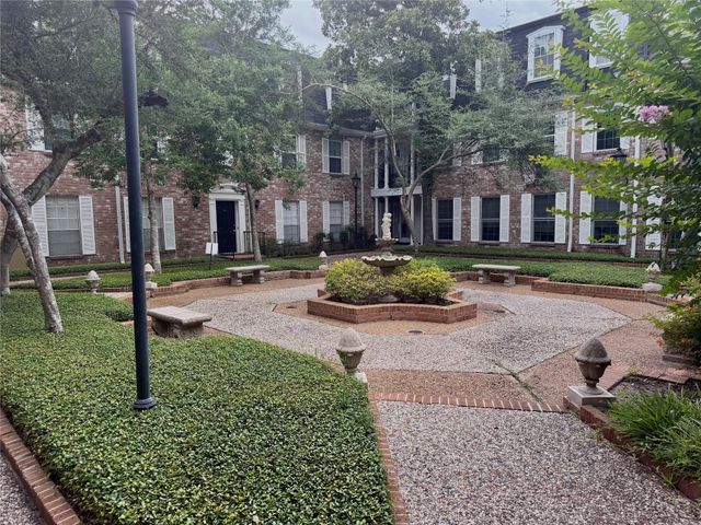 359 N Post Oak Lane 118, Houston, TX 77024