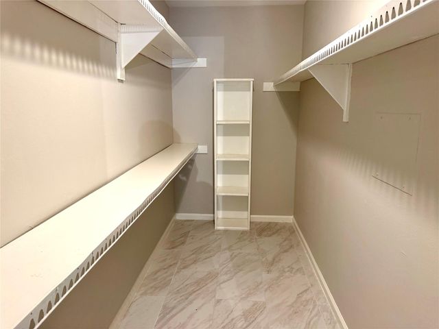 359 N Post Oak Lane 118, Houston, TX 77024